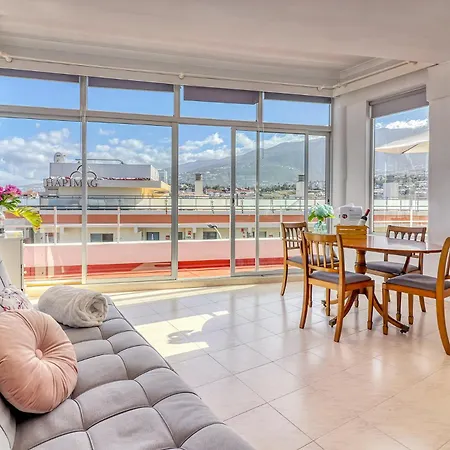 Spacious Penthouse With King-Size Bed, Huge Terrace, Ocean & Teide View Puerto de la Cruz  Esterno foto